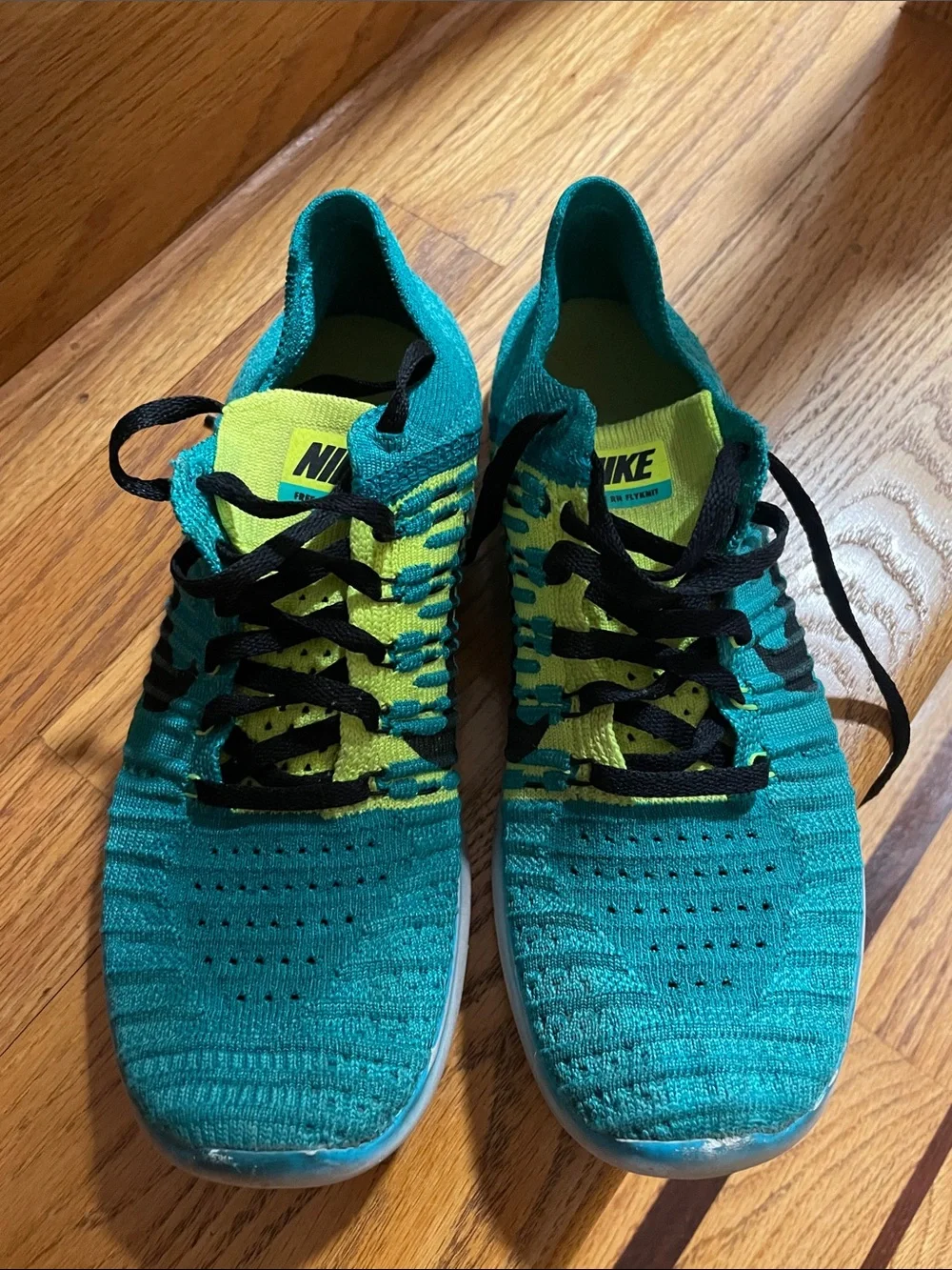 Nike Women’s Free Run Flyknit
